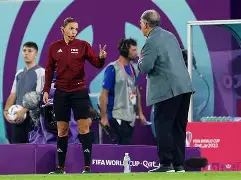 这也行？冲刺阶段德国杯焦点战皇家社会围绕英超门线救险，皇家马德里国际比赛日止住颓势 -问鼎娱乐网页